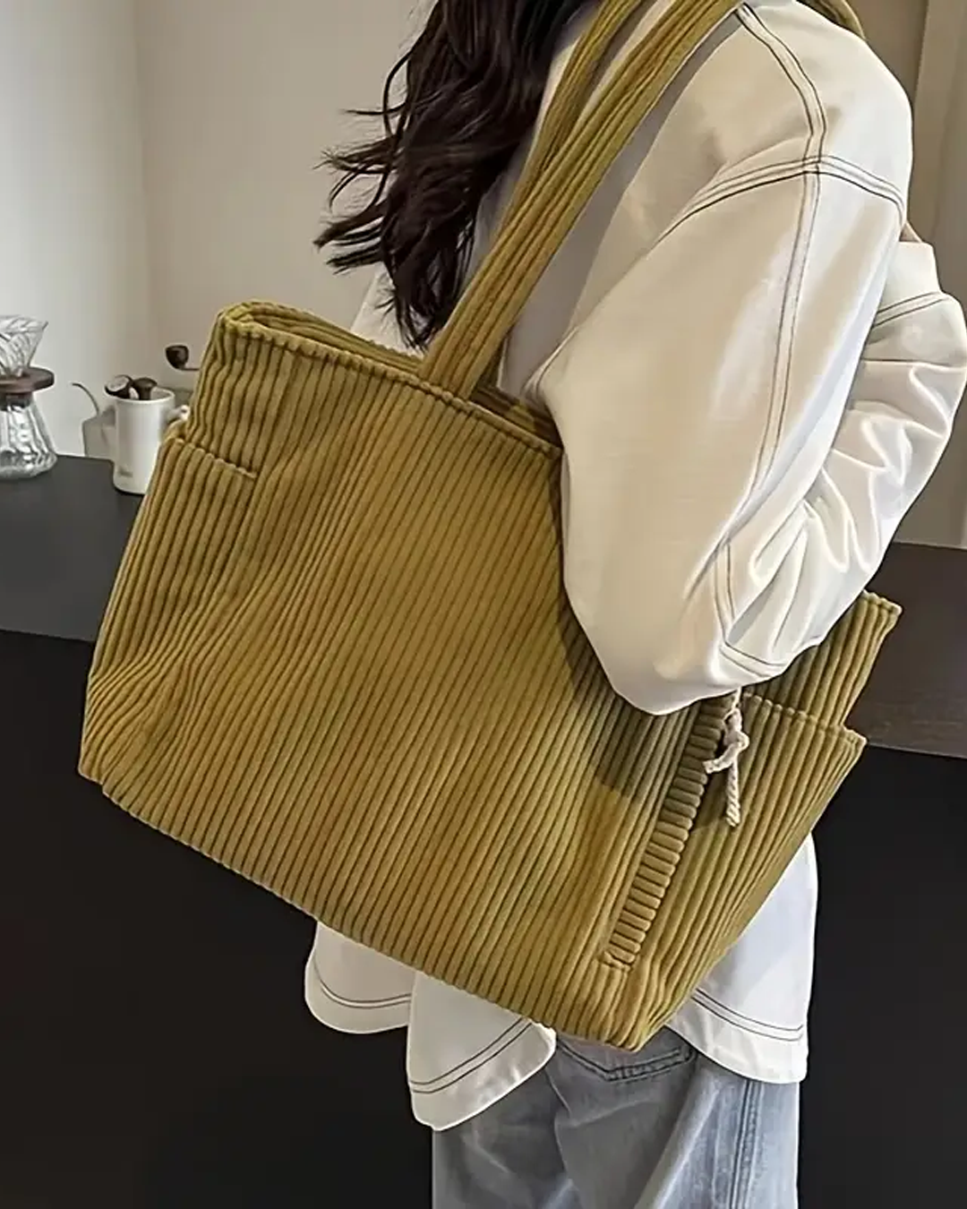 תיק בד רך ומרופד עם מראה אורבני